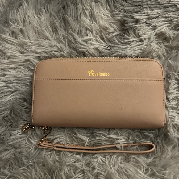 Travelambo Women's Tan Wallet - Picture 1 of 4